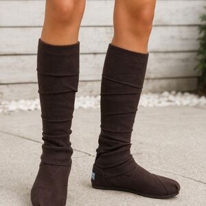 Tom’s Brown knee-high slouch boots knit cozy vintage casual BoHo women’s Vintage
